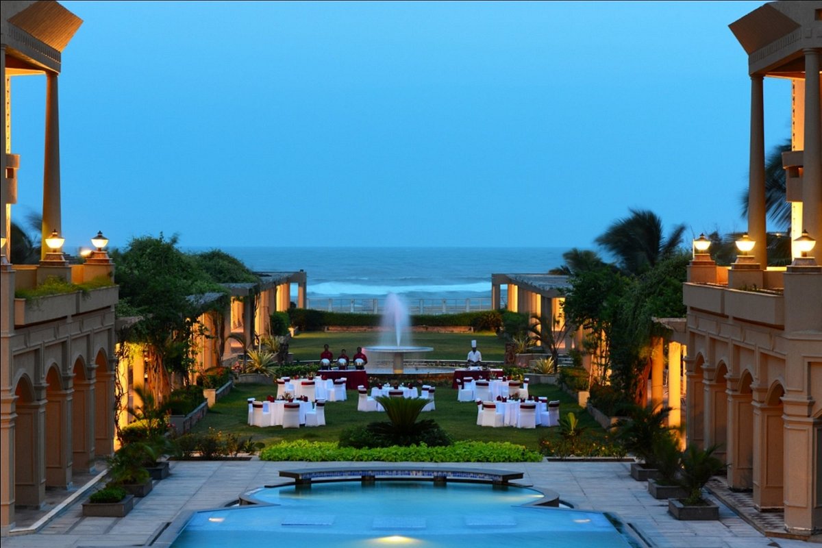 sea-view-from-reception