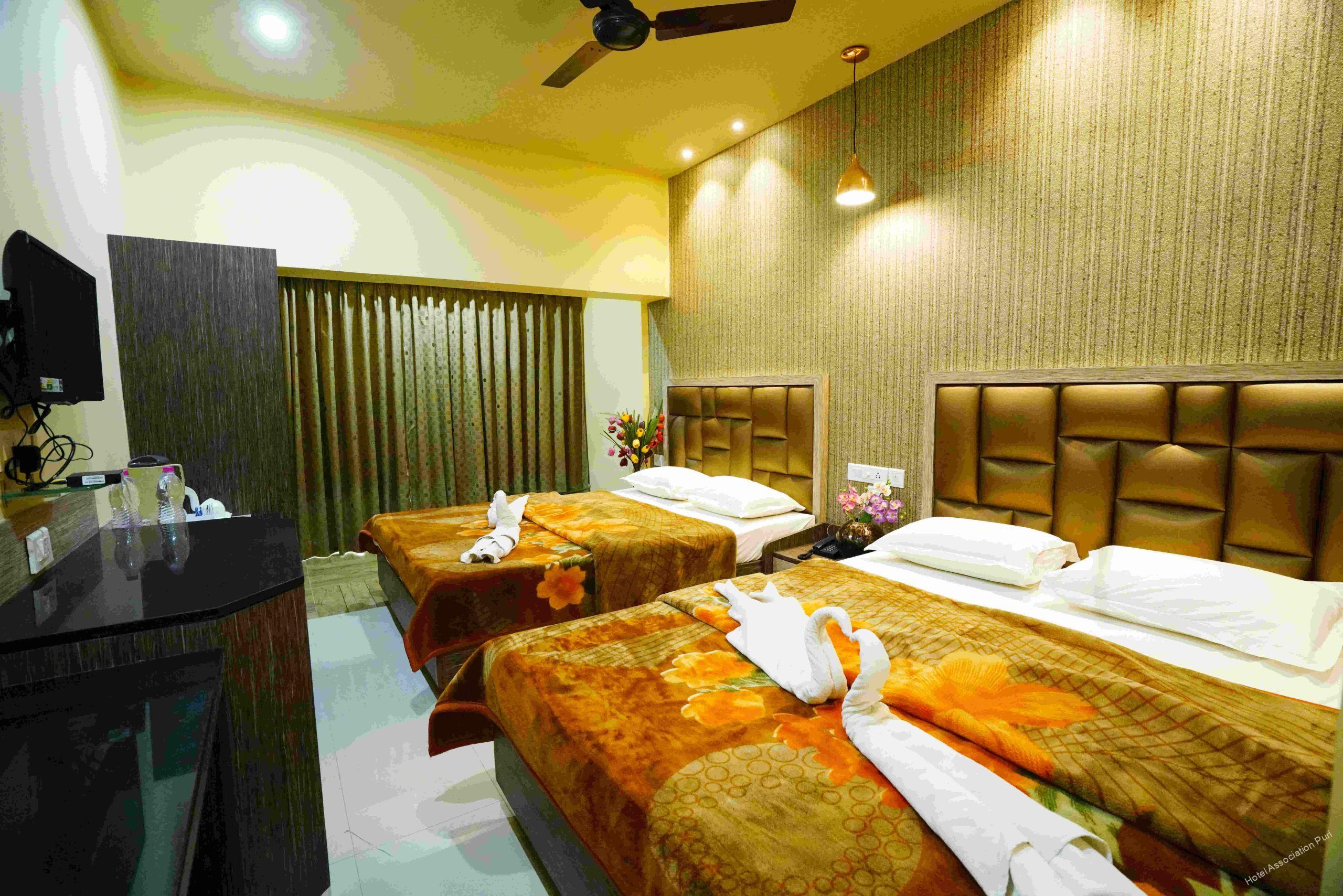 AC Luxury Room Four Bed- 1