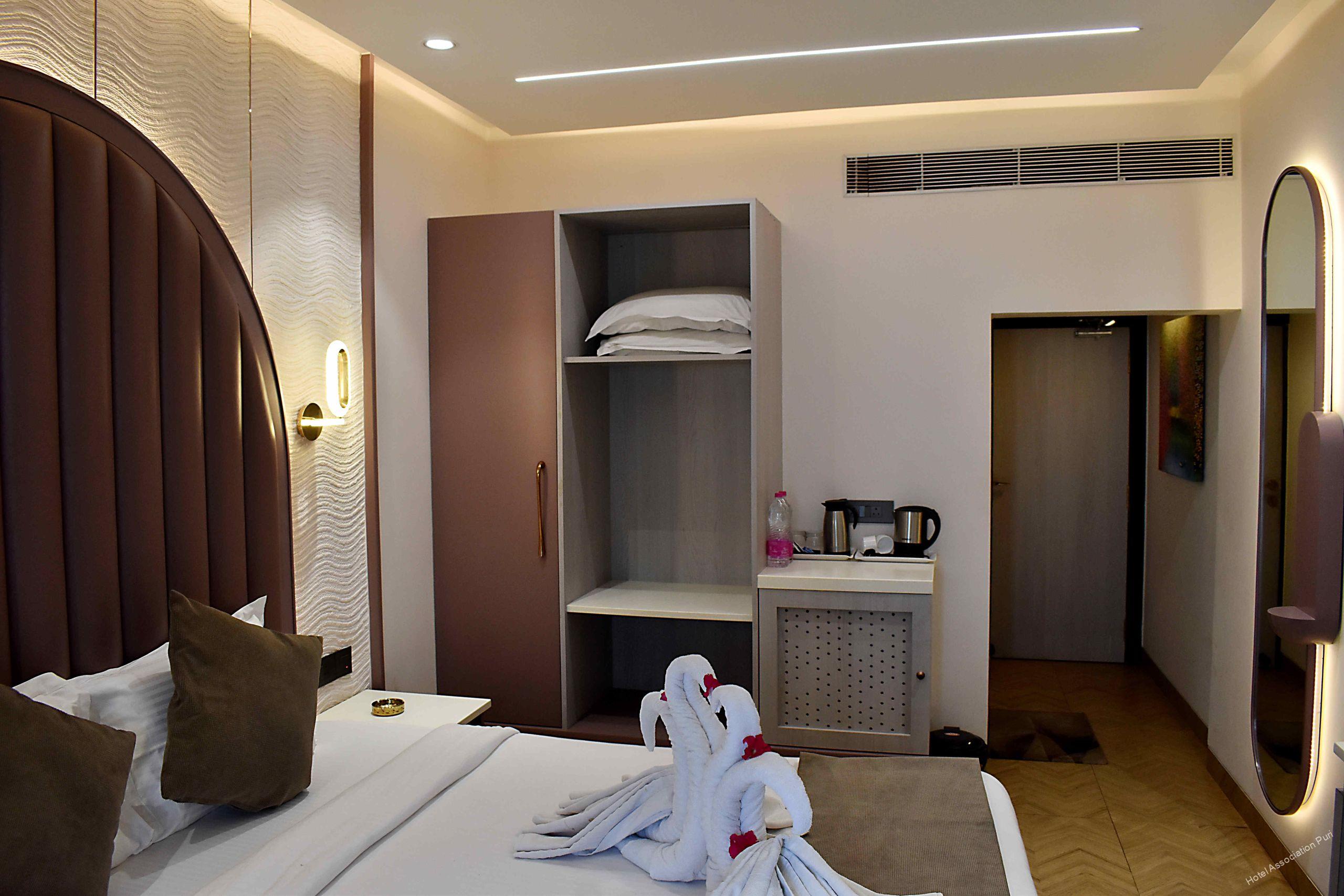 ac super luxury double bed (1)